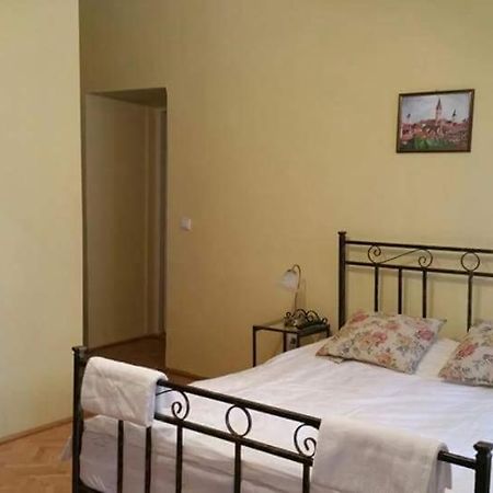 Central Square Studios Sibiu Exterior photo